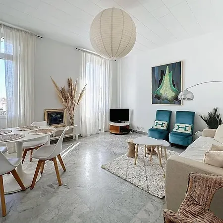 Apartment 60m2 Parking Prive - 600m Palais & Plages *